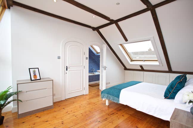 🎉 Spacious Ensuite Room In Lovely Fulham Share Main Photo