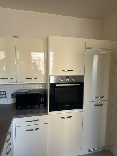 Fully furnished double room  Main Photo