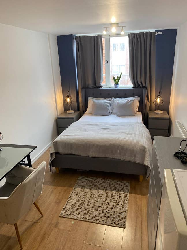 Lovely Double Room in Queen's Park Main Photo