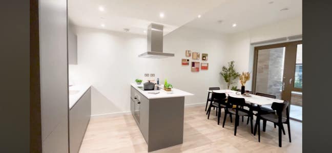 3 bedroom, 2 bathroom Townhouse Main Photo