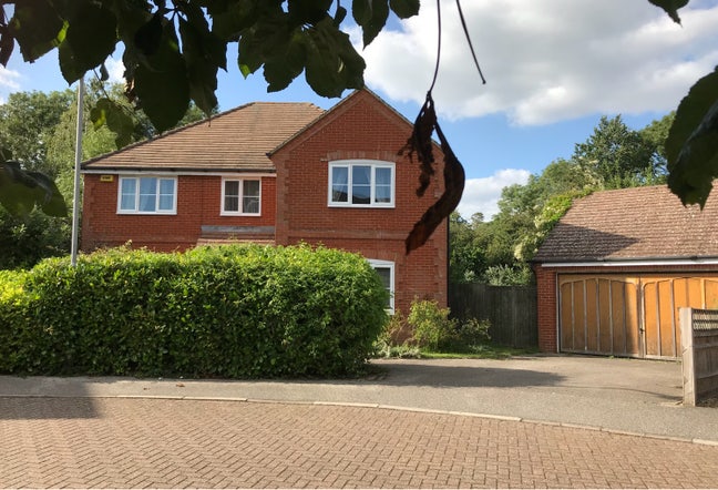 En-Suite Double & Single: Fast WiFi Big Garden Main Photo