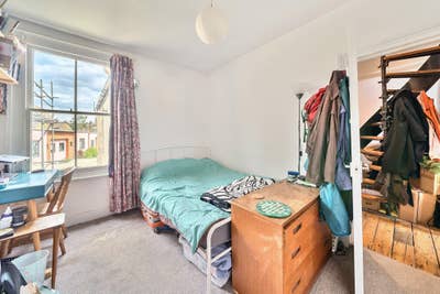 Double Room in Bright and Cheerful Camberwell Flat Main Photo