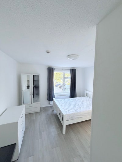 *High Spec Ensuite Rooms: Close to MK City Centre* Main Photo
