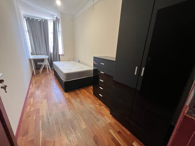 🏡 Single Room 10 Min Walk from Jubilee Line  Main Photo