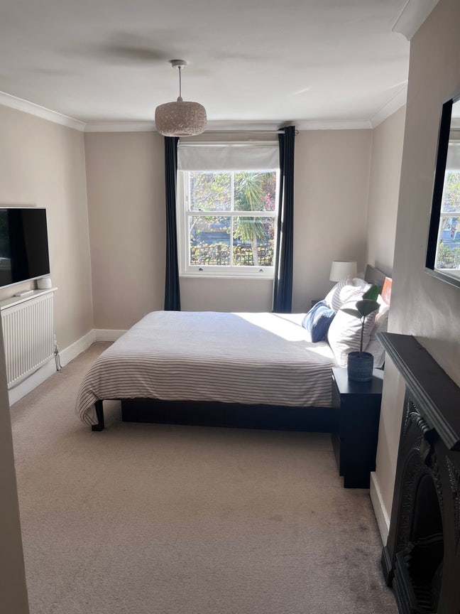 Brixton. Great room in lovely gay houseshare Main Photo