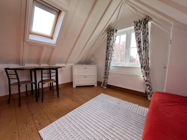 Seaside cottage Main Photo