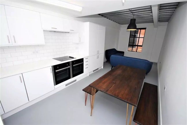 Room Available | Leamington Spa CV32 5DN Main Photo