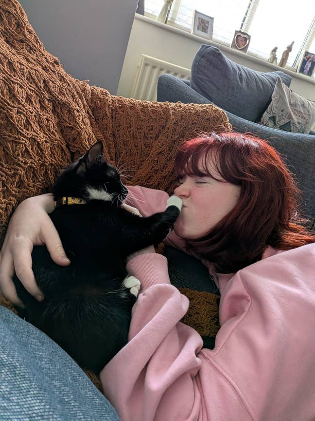 Young Pro seeking pet-friendly accommodation Main Photo