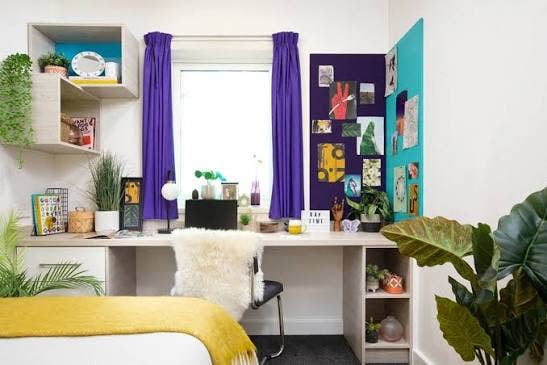 En-suite Room Main Photo