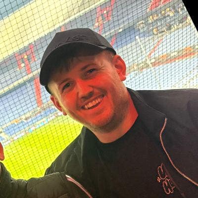 Professional Male seeks a double room Main Photo