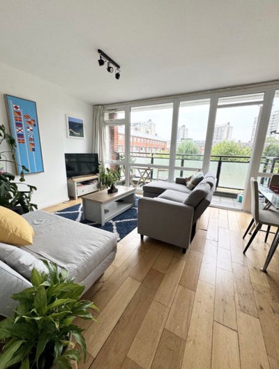 Room to Rent in Kennington Main Photo