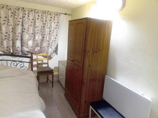 Rooms in a good Houshold  Main Photo