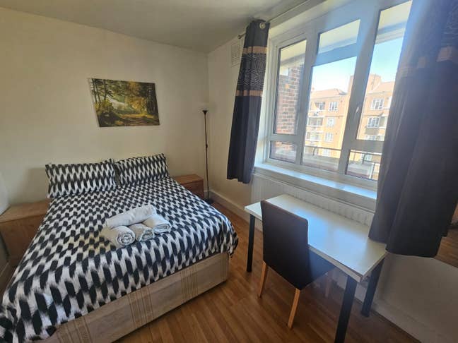 Double Room near Vauxhall Station  Main Photo
