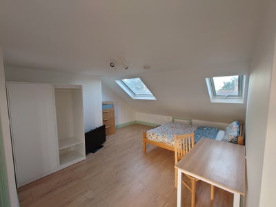 Loft Suite | Luxury bathroom | Tottenham N17 Main Photo