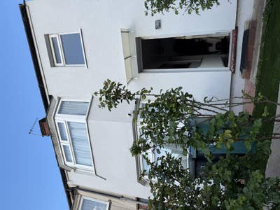 Large Double Room – 15 mins to Watford Junction  Main Photo