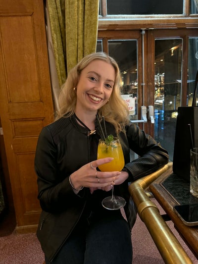 Looking for a warm, comfortable home! Main Photo