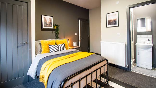 Last Ensuite Room Close to City Centre DE22 Main Photo