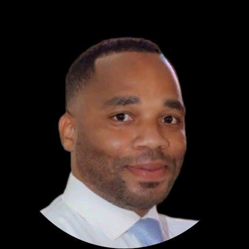 Student Male seeks a single or double room Main Photo