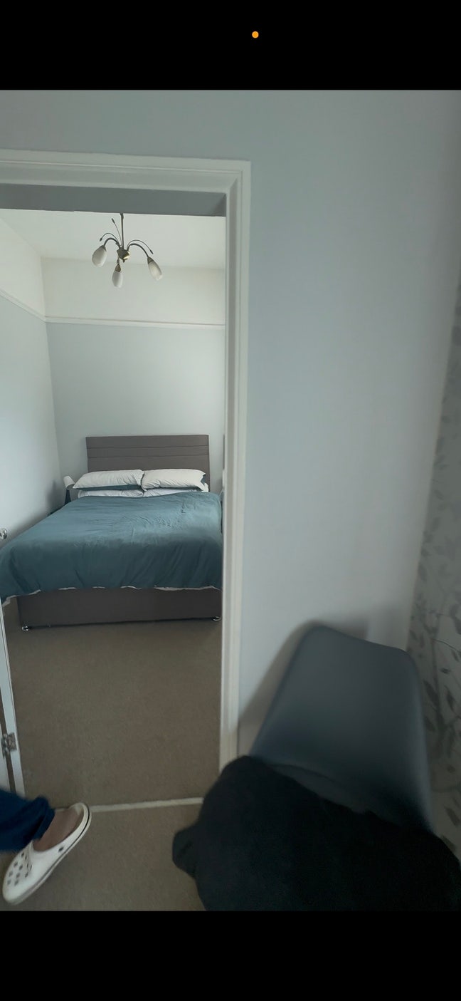 A double bed room Main Photo