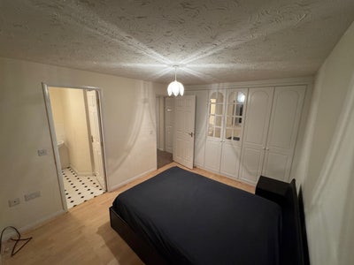 🚨Ensuite Room Available - Ideal For RR 🚨 Main Photo