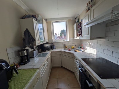 Spare Room in Southsea Flat, Short Walk To Beach. Main Photo