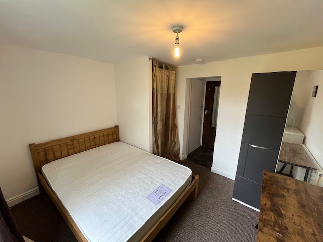 ⭐En-Suite & Double Rooms // Princes Road, HU5⭐ Main Photo