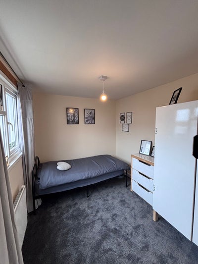 Single occupancy fully furnished room  Main Photo