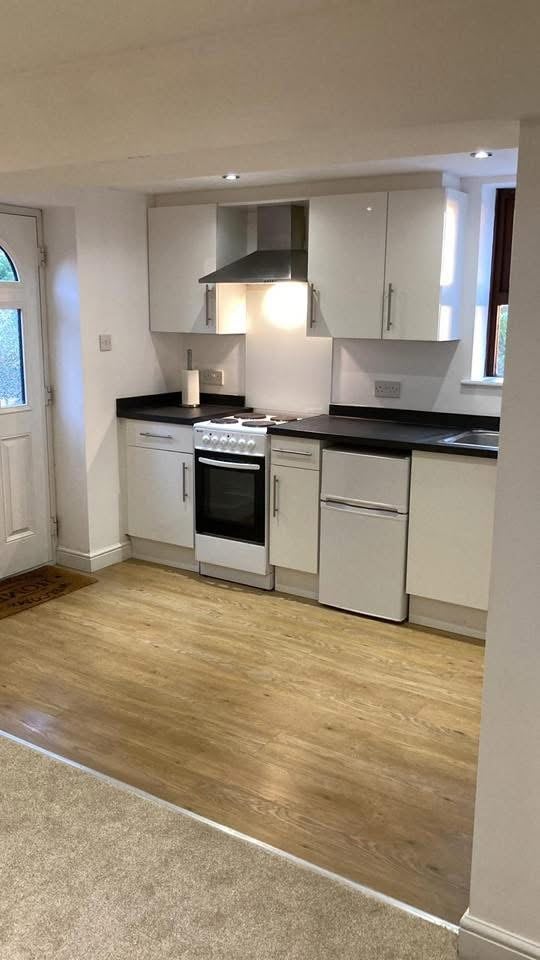 Self contained annex flat  Main Photo