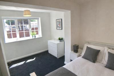 Large Double Room - Whiteley Side of Fareham Main Photo