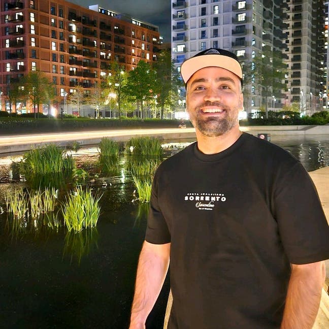 I'm Looking for a shared house or a studio Main Photo