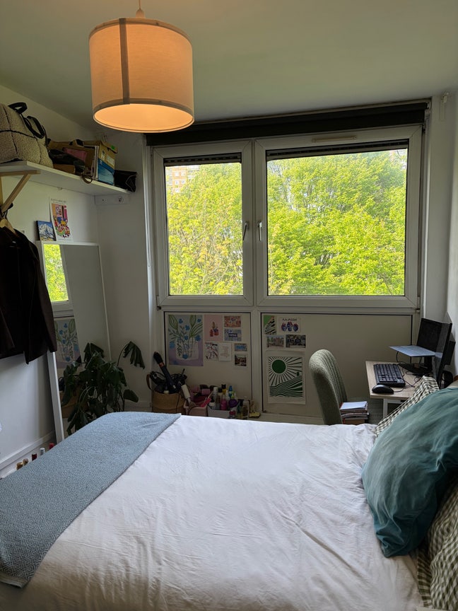 Double Room near Victoria Park  Main Photo