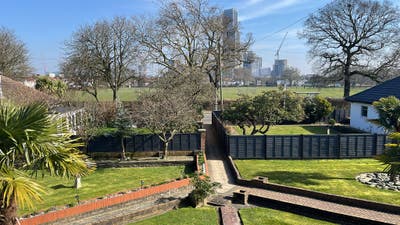 Ensuite+SingleRoom Same Garden House,Next 2Station Main Photo