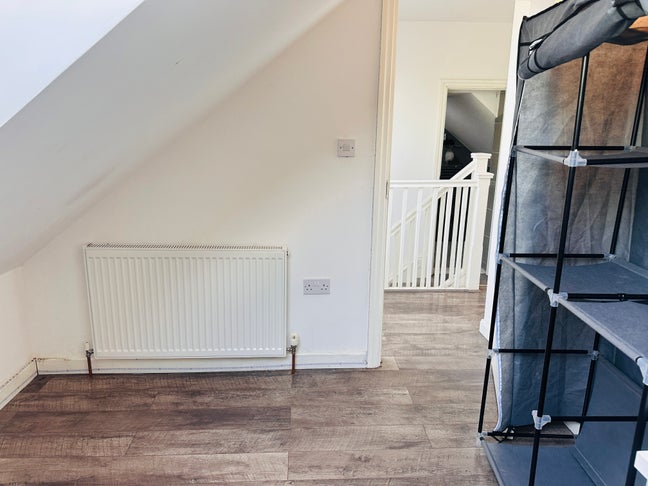 Lovely Double Room@E16 3LJ /PrinceRegent/Customs H Main Photo