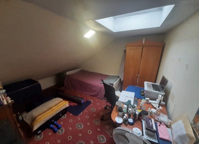 Cosy single room great location!  Main Photo