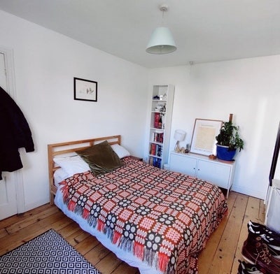 Room for rent in friendly Totterdown house share Main Photo