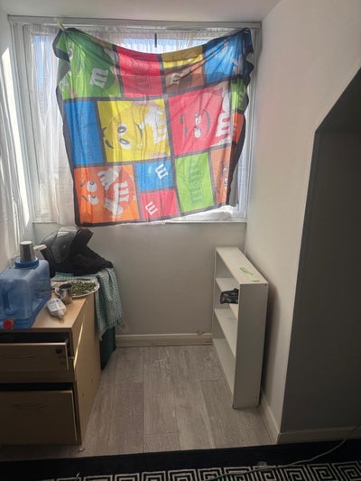 Loft room available  Main Photo