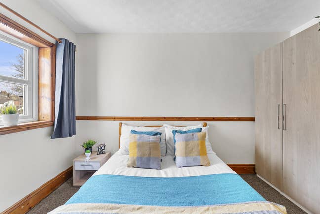 Affordable Double Rom in Park Street - PE2 Main Photo