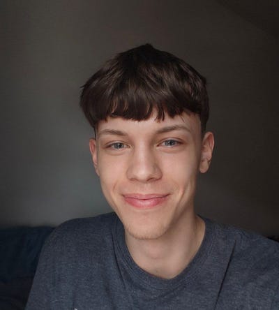 Cybersecurity Student Seeking Room Near Abertay Main Photo