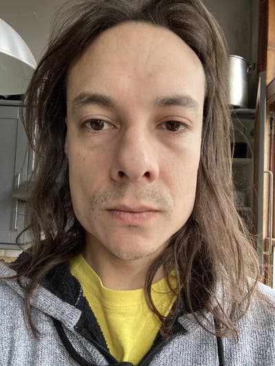 Creative seeking peaceful  & clean environment  Main Photo