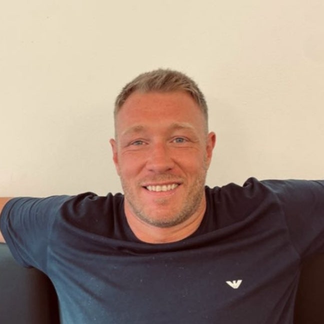 43 year old Male seeks a single or double room Main Photo