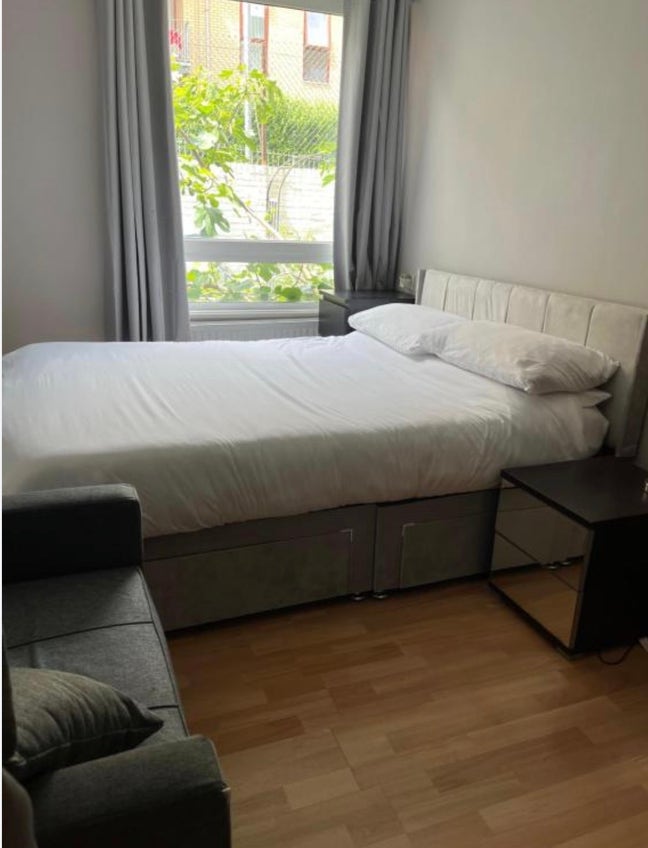 Lively Double Room East Ham Main Photo