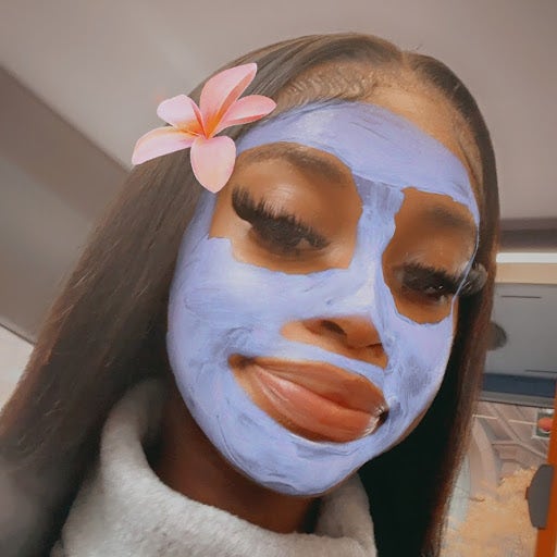 Student Female seeks a double room Main Photo