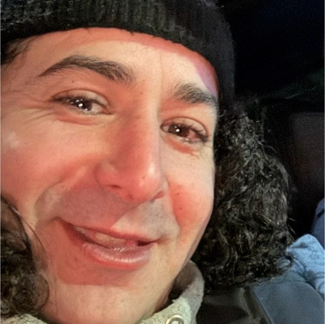 Professional Male seeks a single or double room Main Photo