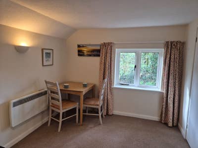 Self Contained 1 Bed Flat available Main Photo