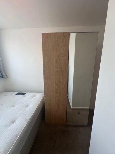 Single  Room Near Langdon Park DLR station  Main Photo