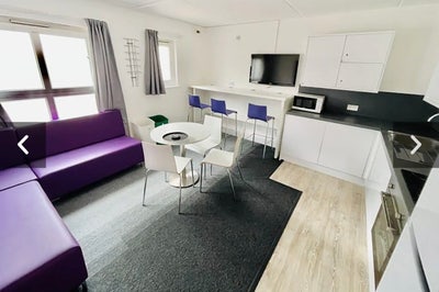 En-suite  Main Photo