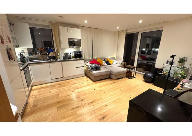 Flat Share - En-Suite - Canning Town - E16 Main Photo