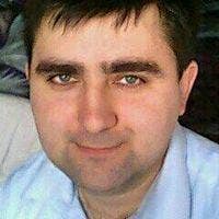 Professional Male seeks a single or double room Main Photo