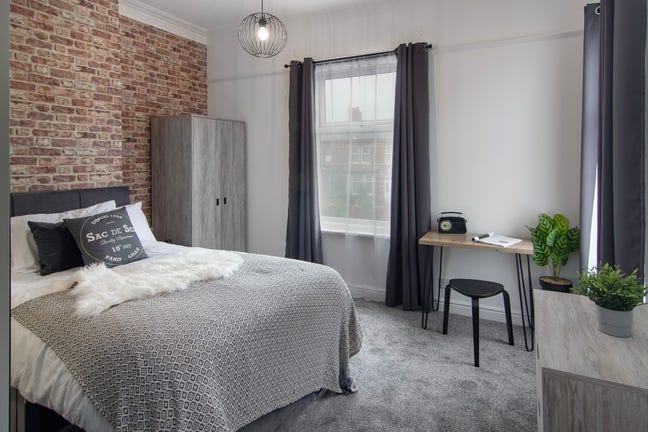 Great en-suite by Stanley Park & Hospital Main Photo