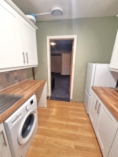 4 Bedroom Shared house, all bills included! Main Photo